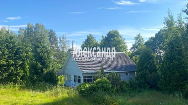 Продам дом, Новинка п, 113 км от города