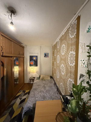 Продам двухкомнатную (2-комн.) квартиру, Космонавтов ул, 8, Казань г