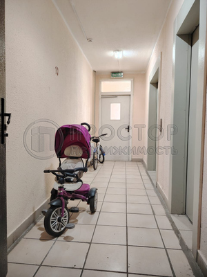 Продам однокомнатную (1-комн.) квартиру, Севастопольский пр-кт, 18, Москва г