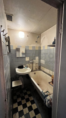 Продам трехкомнатную (3-комн.) квартиру, Востряковский проезд, 21к2, Москва г