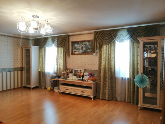 Продам многокомнатную квартиру, Октябрьская ул, 9, Переславль-Залесский г