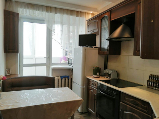 Продам двухкомнатную (2-комн.) квартиру, Советская ул, 25, Купанское с