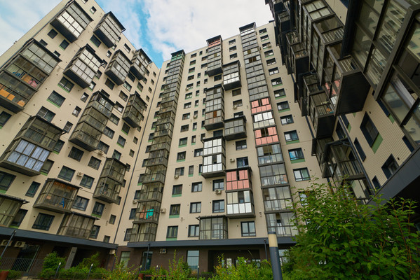 Продам двухкомнатную (2-комн.) квартиру, Дальневосточная ул, 166, Иркутск г
