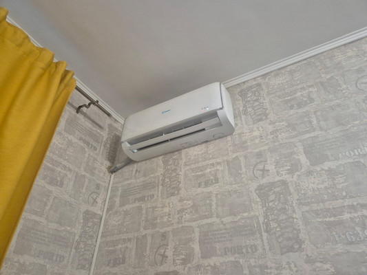 Продам трехкомнатную (3-комн.) квартиру, Локомотивный проезд, 15, Москва г