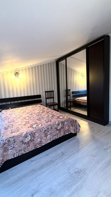 Продам трехкомнатную (3-комн.) квартиру, Яблоневая ул, 50кБ, Тарычево д