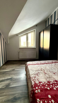 Продам трехкомнатную (3-комн.) квартиру, Яблоневая ул, 50кБ, Тарычево д