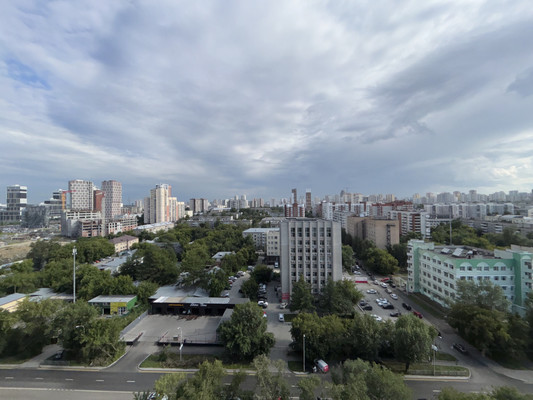 Продам двухкомнатную (2-комн.) квартиру, Большакова ул, 66, Екатеринбург г