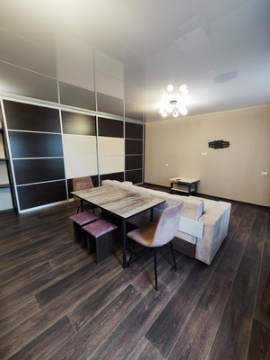 Продам двухкомнатную (2-комн.) квартиру, Дружинина ул, 65, Нижний Тагил г