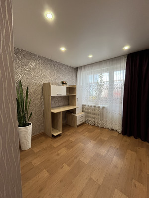 Продам трехкомнатную (3-комн.) квартиру, Пролетарская/Жемчужная ул, 4/35, Пенза г