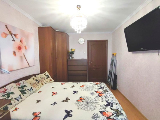 Продам двухкомнатную (2-комн.) квартиру, Пионерская ул, 19, Нахабино рп