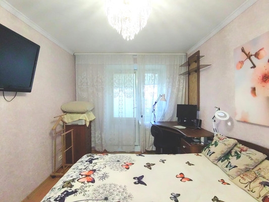 Продам двухкомнатную (2-комн.) квартиру, Пионерская ул, 19, Нахабино рп