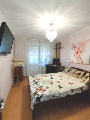 Продам двухкомнатную (2-комн.) квартиру, Пионерская ул, 19, Нахабино рп
