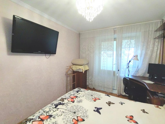 Продам двухкомнатную (2-комн.) квартиру, Пионерская ул, 19, Нахабино рп