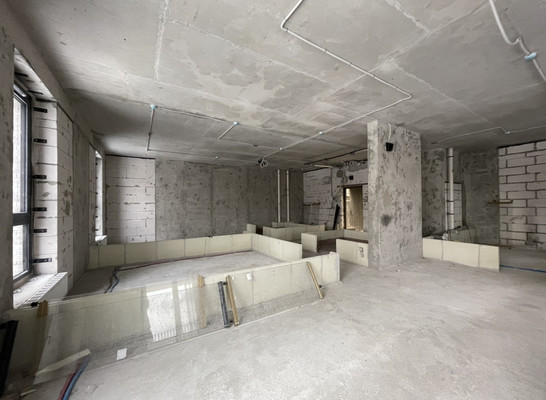 Продам трехкомнатную (3-комн.) , Эдуарда Стрельцова ул, 11, Москва г