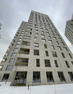 Продам трехкомнатную (3-комн.) , Эдуарда Стрельцова ул, 11, Москва г