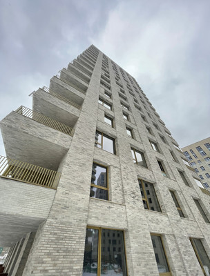 Продам трехкомнатную (3-комн.) , Эдуарда Стрельцова ул, 11, Москва г