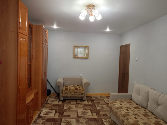 Продам двухкомнатную (2-комн.) квартиру, Маршала Савицкого ул, 8, Москва г