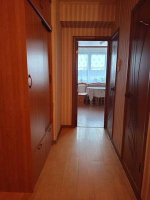 Продам двухкомнатную (2-комн.) квартиру, Маршала Савицкого ул, 8, Москва г