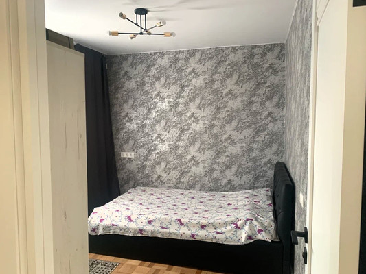 Продам трехкомнатную (3-комн.) квартиру, 1-я Заречная ул, 17, Краснодар г