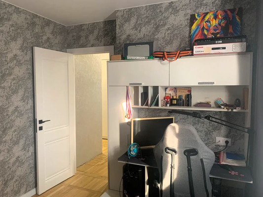 Продам трехкомнатную (3-комн.) квартиру, 1-я Заречная ул, 17, Краснодар г