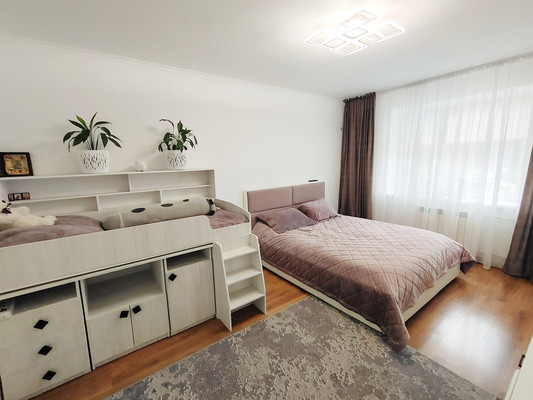 Продам двухкомнатную (2-комн.) квартиру, Мичурина ул, 27к3, Королев г