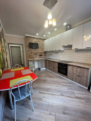 Сдам однокомнатную (1-комн.) квартиру, Заполярная ул, 37к3, Краснодар г