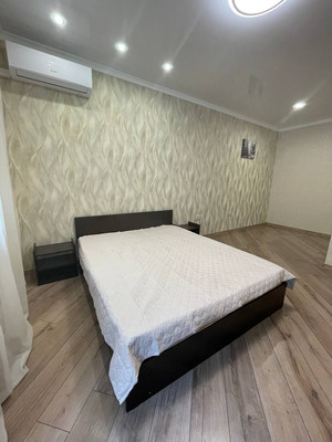 Сдам однокомнатную (1-комн.) квартиру, Заполярная ул, 37к3, Краснодар г