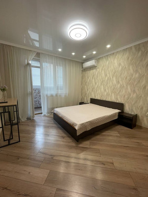 Сдам однокомнатную (1-комн.) квартиру, Заполярная ул, 37к3, Краснодар г