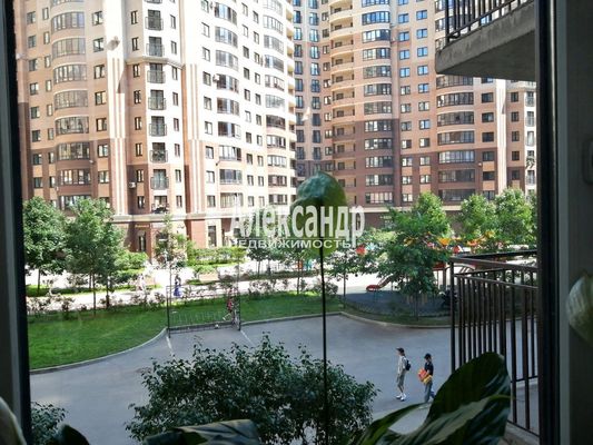Продам двухкомнатную (2-комн.) квартиру, Каштановая (Новый Оккервиль мкр) аллея, 2, Кудрово г