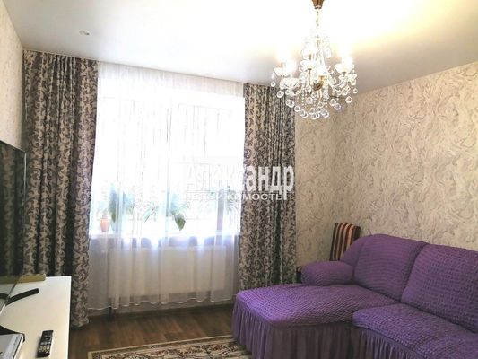 Продам двухкомнатную (2-комн.) квартиру, Каштановая (Новый Оккервиль мкр) аллея, 2, Кудрово г