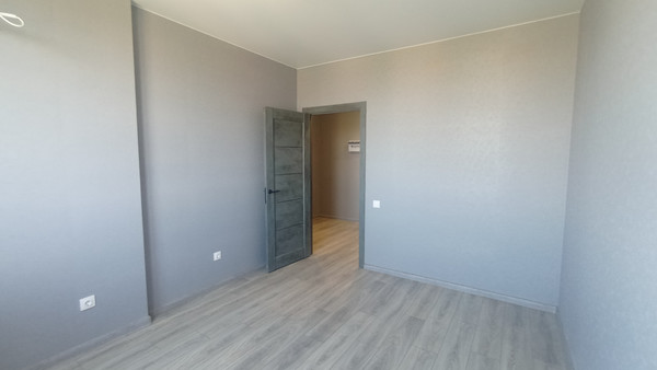 Продам двухкомнатную (2-комн.) квартиру, им. Героя Ростовского ул, 8к6, Краснодар г