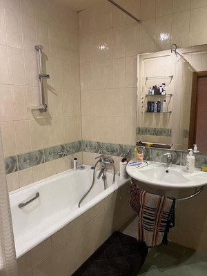 Продам двухкомнатную (2-комн.) квартиру, Кирова ул, 3, Люберцы г