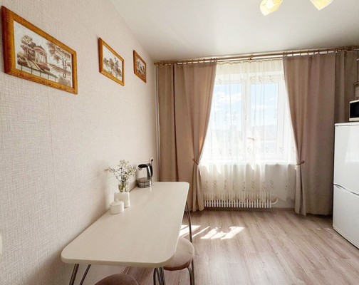 Продам однокомнатную (1-комн.) квартиру, Закиева ул, 17, Казань г