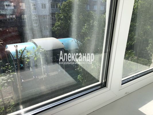 Продам двухкомнатную (2-комн.) квартиру, Чапаева ул, 22, Приозерск г