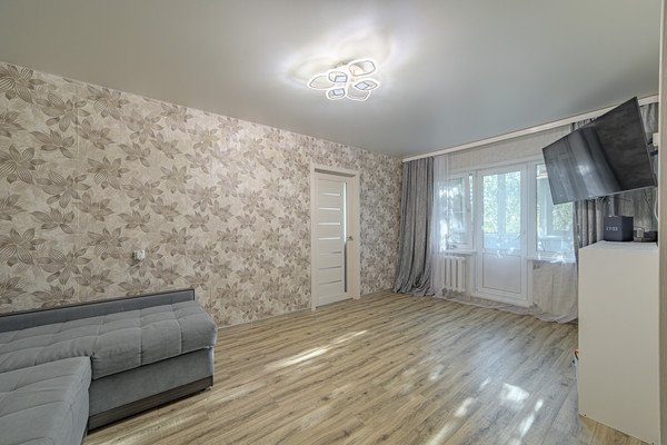 Продам двухкомнатную (2-комн.) квартиру, Коммунистическая ул, 45, Пенза г