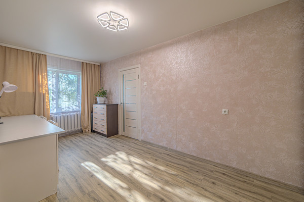 Продам двухкомнатную (2-комн.) квартиру, Коммунистическая ул, 45, Пенза г