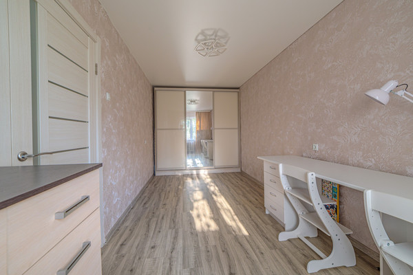 Продам двухкомнатную (2-комн.) квартиру, Коммунистическая ул, 45, Пенза г