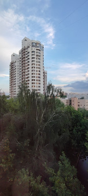 Продам трехкомнатную (3-комн.) квартиру, Зюзинская ул, 4к5, Москва г