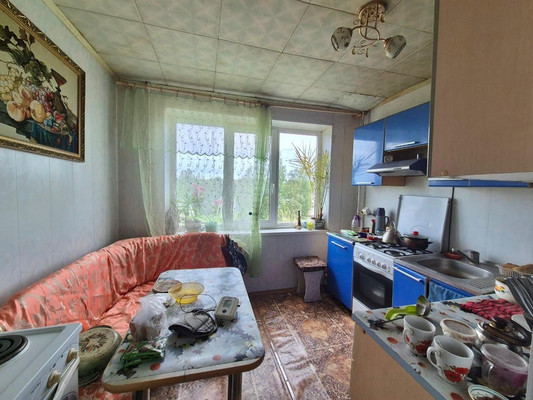 Продам двухкомнатную (2-комн.) квартиру, 15, Красный Маяк п