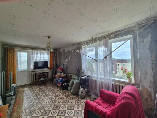 Продам двухкомнатную (2-комн.) квартиру, 15, Красный Маяк п