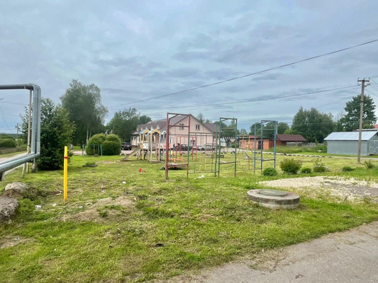 Продам двухкомнатную (2-комн.) квартиру, 15, Красный Маяк п