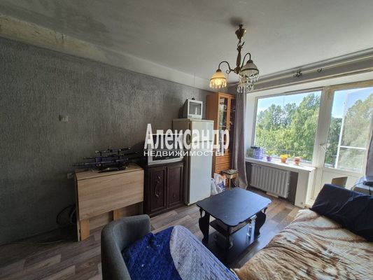 Продам двухкомнатную (2-комн.) квартиру, Большевиков пр-кт, 21, Санкт-Петербург г
