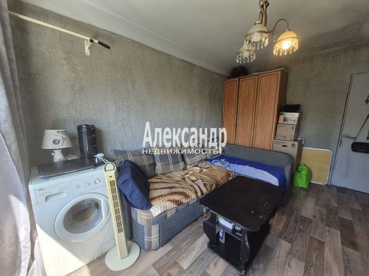 Продам двухкомнатную (2-комн.) квартиру, Большевиков пр-кт, 21, Санкт-Петербург г