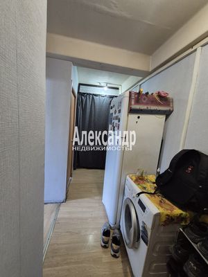 Продам двухкомнатную (2-комн.) квартиру, Большевиков пр-кт, 21, Санкт-Петербург г