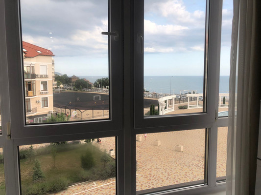 Продам однокомнатную (1-комн.) квартиру, Крымская ул, 22к14, Геленджик г