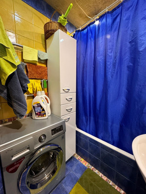 Продам трехкомнатную (3-комн.) квартиру, Воинов-Интернационалистов ул, 15, Люберцы г