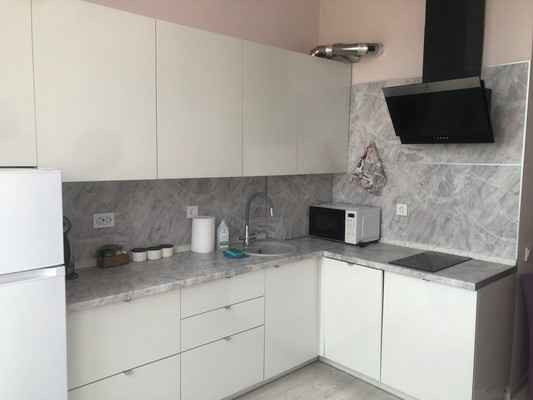 Продам однокомнатную (1-комн.) квартиру, Крымская ул, 22к14, Геленджик г