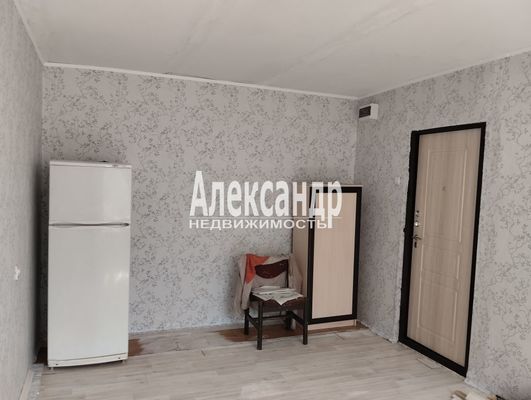 Продам комнату в 6-комн. квартире, Малоневский канал ул, 15, Шлиссельбург г
