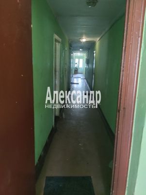 Продам комнату в 6-комн. квартире, Малоневский канал ул, 15, Шлиссельбург г