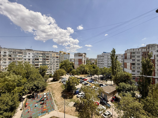 Продам трехкомнатную (3-комн.) квартиру, Куйбышева ул, 13, Симферополь г